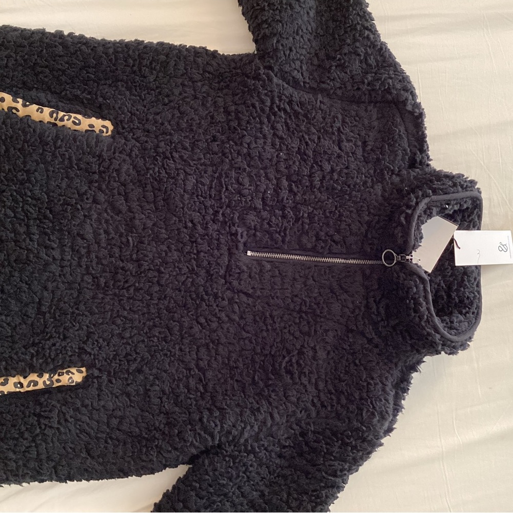 NWT Thread & Supply Sherpa Sweater